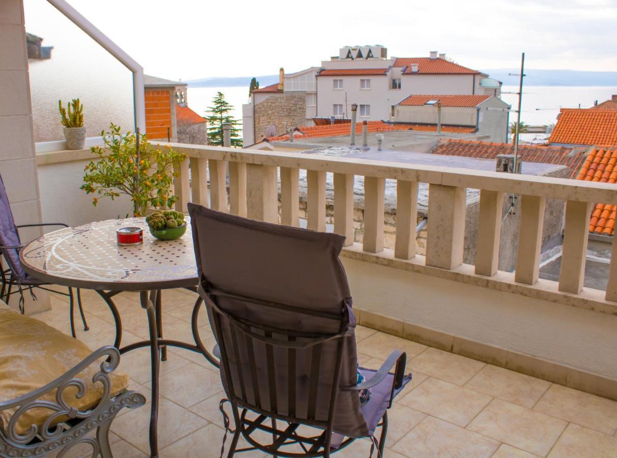 شقة House Kvin Baška Voda المظهر الخارجي الصورة