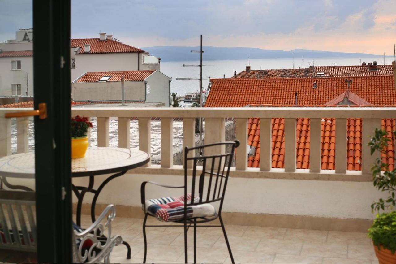 شقة House Kvin Baška Voda المظهر الخارجي الصورة